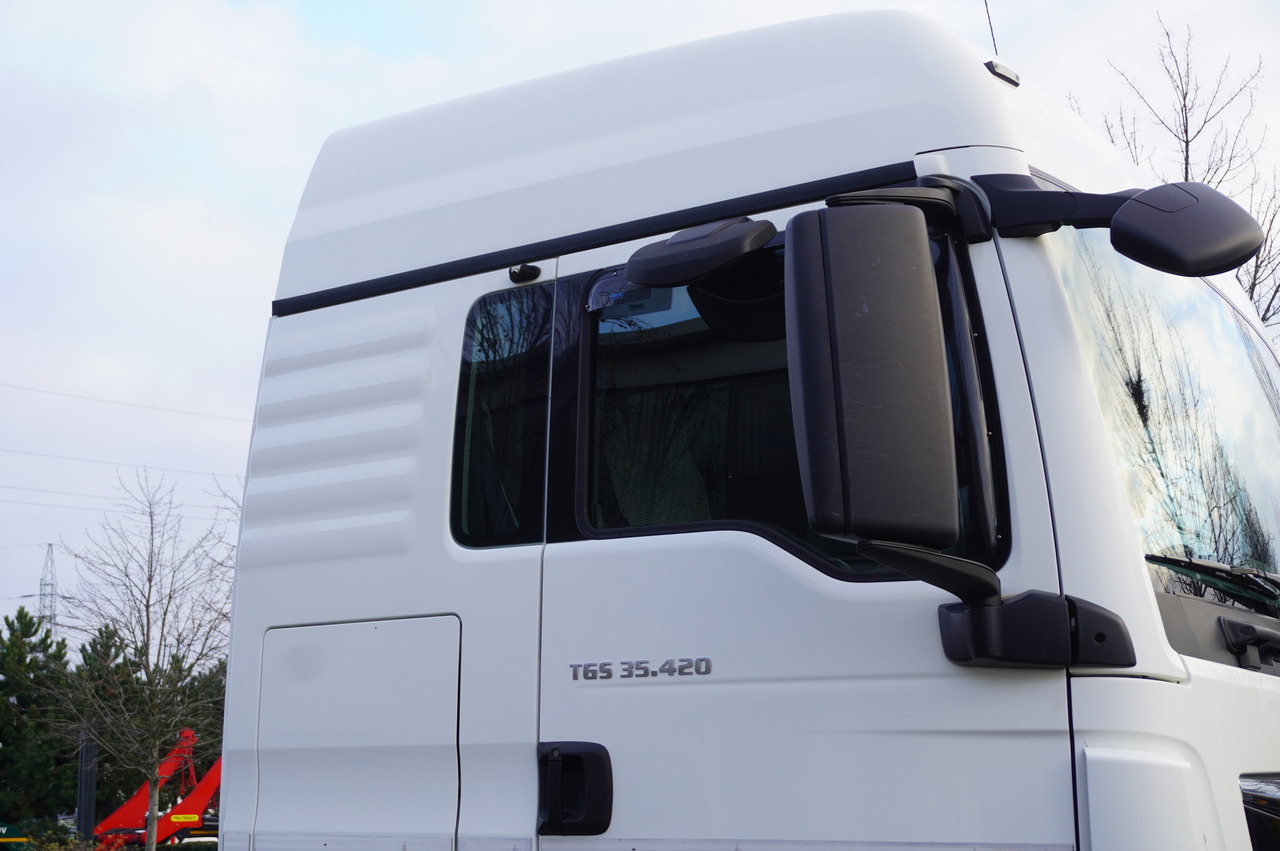 MAN TGS 35.420 8×2 / Chassis 6.4 m / 3 steered axles leasing MAN TGS 35.420 8×2 / Chassis 6.4 m / 3 steered axles: picture 11