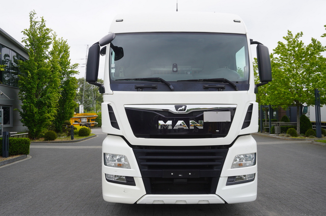 Box truck MAN TGX 18.430 / 18 EPAL box / Fruehauf 18 EPAL box trailer / 2021: picture 6