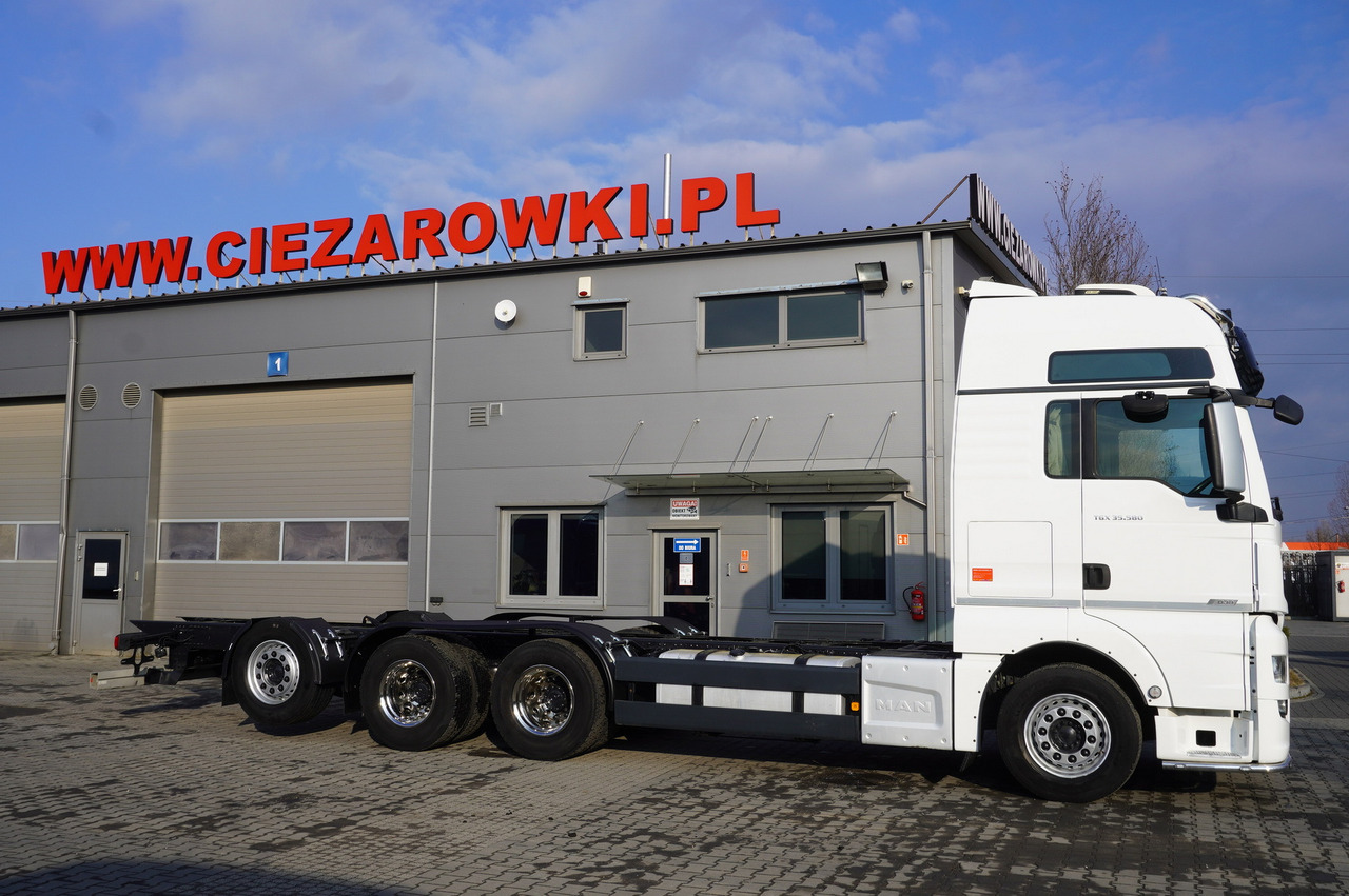 MAN TGX 35.580 E6 8x4/4 - 8.8m chassis frame - Crane truck: picture 4 MAN TGX 35.580 E6 8x4/4 - 8.8m chassis frame - Crane truck: picture 4