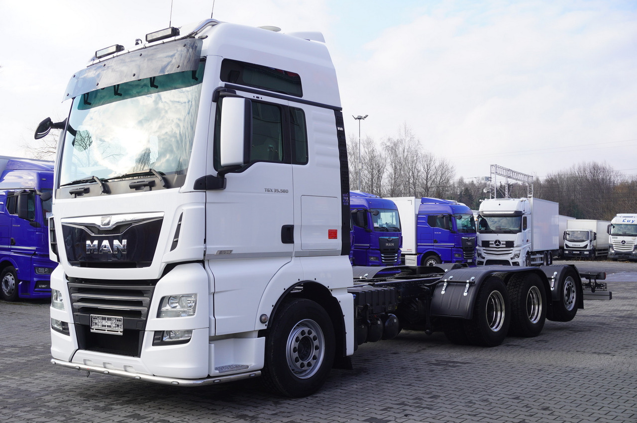 MAN TGX 35.580 E6 8x4/4 - 8.8m chassis frame - Crane truck: picture 2 MAN TGX 35.580 E6 8x4/4 - 8.8m chassis frame - Crane truck: picture 2