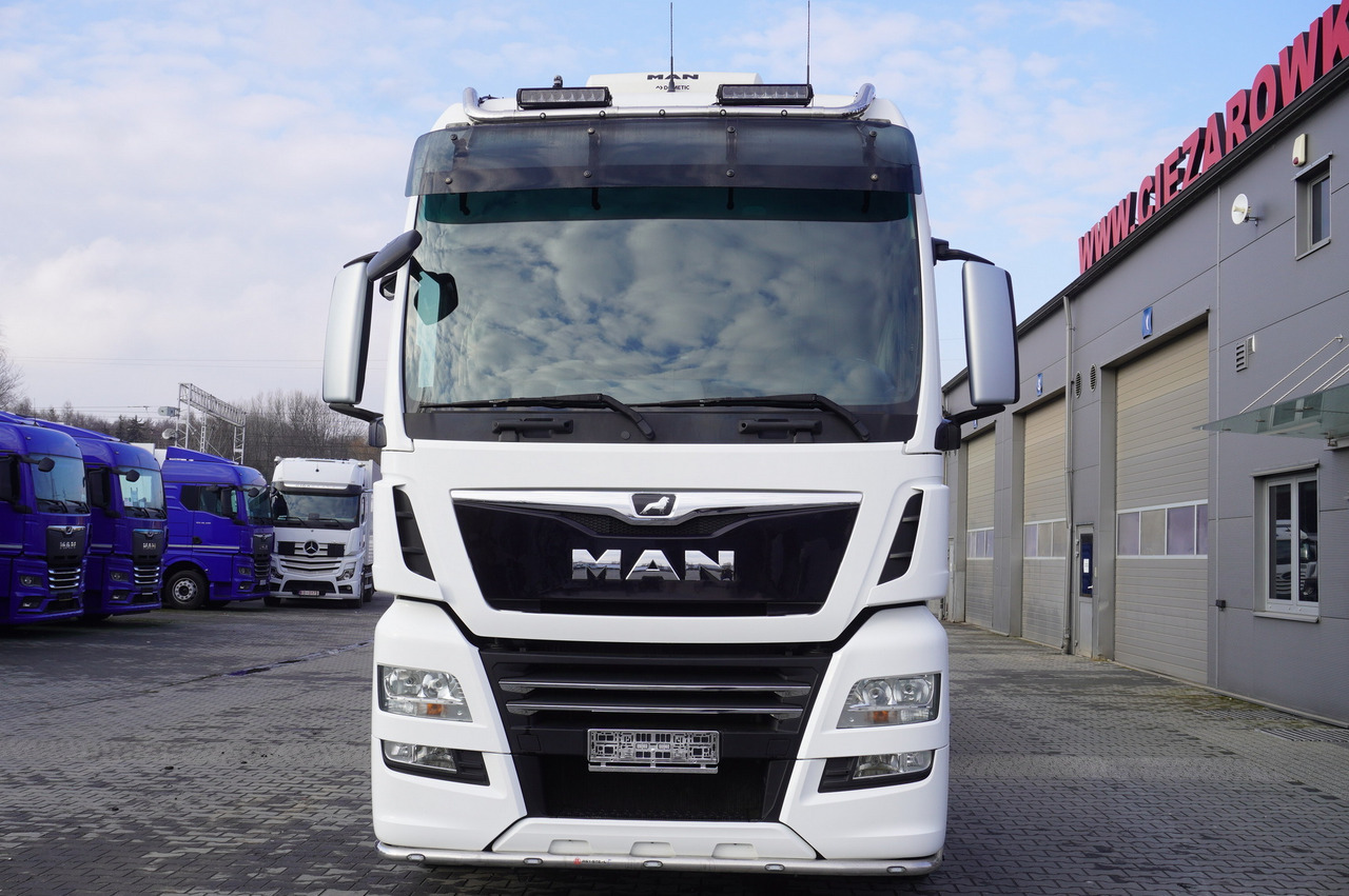 MAN TGX 35.580 E6 8x4/4 - 8.8m chassis frame - Cab chassis truck: picture 3 MAN TGX 35.580 E6 8x4/4 - 8.8m chassis frame - Cab chassis truck: picture 3