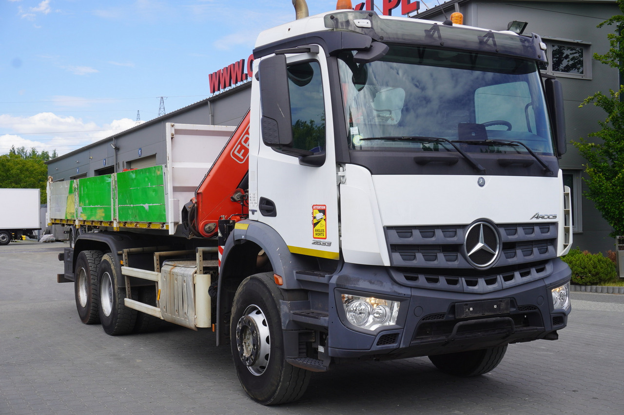 MERCEDES-BENZ AROCS 2633 6x4 / 5.5 T crane FASSI F135 / Tipper 15 EPAL - Dropside/ Flatbed truck, Crane truck: picture 2 MERCEDES-BENZ AROCS 2633 6x4 / 5.5 T crane FASSI F135 / Tipper 15 EPAL - Dropside/ Flatbed truck, Crane truck: picture 2
