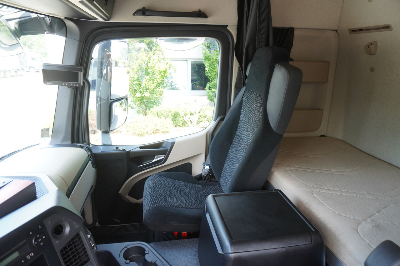 Tipper MERCEDES-BENZ Actros 1840 / New 3-side tipper 10 EPAL / Diff. lock / Load cap 10 t: picture 20 Tipper MERCEDES-BENZ Actros 1840 / New 3-side tipper 10 EPAL / Diff. lock / Load cap 10 t: picture 20