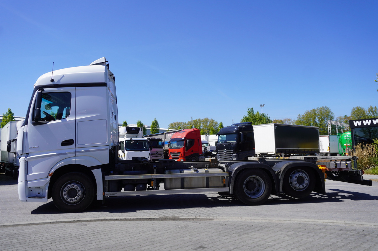 MERCEDES-BENZ Actros 2545 6×2 MP5 / Full ADR / BDF - Container transporter/ Swap body truck: picture 2 MERCEDES-BENZ Actros 2545 6×2 MP5 / Full ADR / BDF - Container transporter/ Swap body truck: picture 2