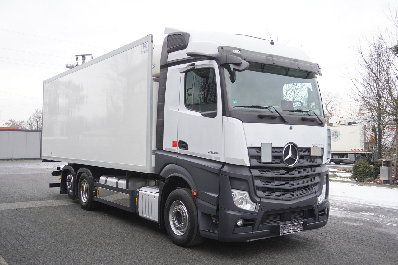 MERCEDES-BENZ Actros 2545 / Zaibas meat hook refrigerator 18 EPAL / 2022 - Refrigerator truck: picture 4 MERCEDES-BENZ Actros 2545 / Zaibas meat hook refrigerator 18 EPAL / 2022 - Refrigerator truck: picture 4