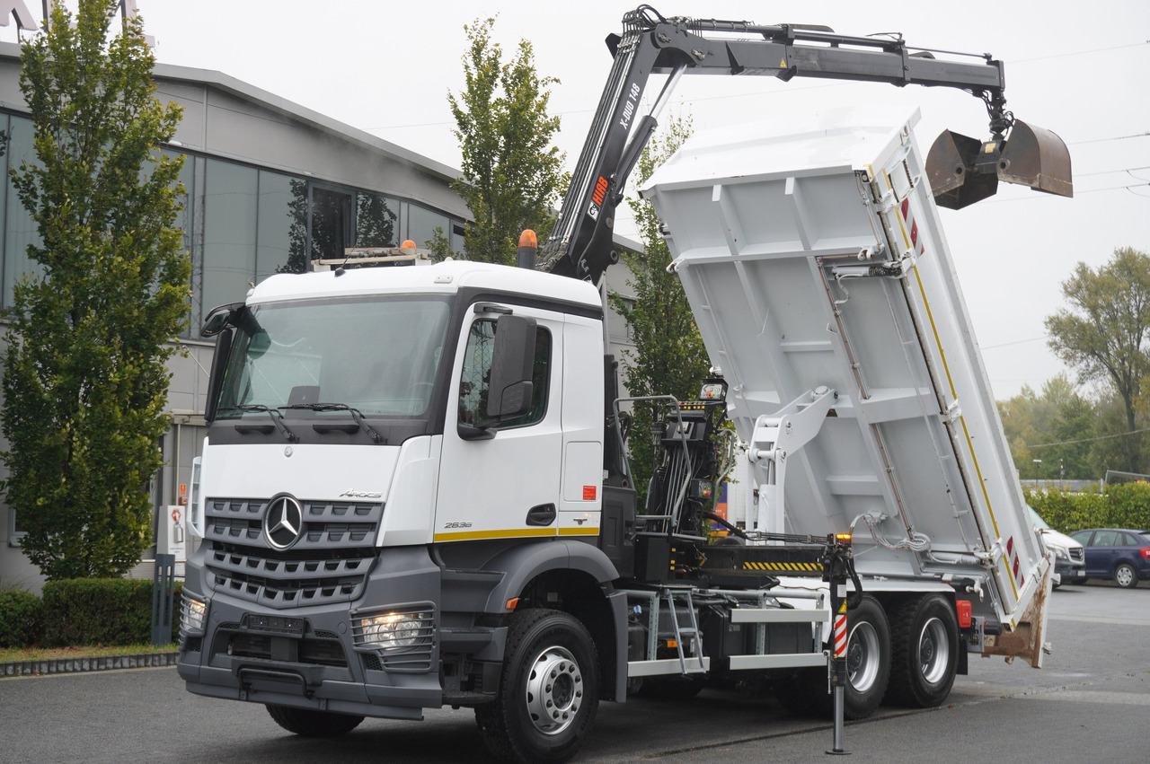 Tipper, Crane truck MERCEDES-BENZ Arocs 2636 E6 6x4 3-side tipper / HDS Hiab X-Hiduo 148 B-2: picture 1