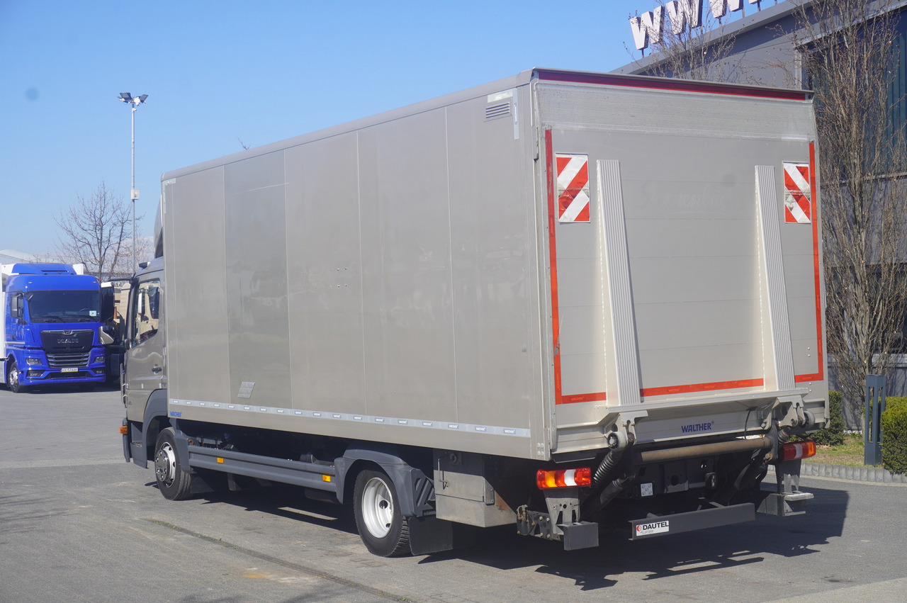 MERCEDES-BENZ Atego 818 / Box superstructure / DAUTEL tailgate 1.5 T - Box truck: picture 3 MERCEDES-BENZ Atego 818 / Box superstructure / DAUTEL tailgate 1.5 T - Box truck: picture 3