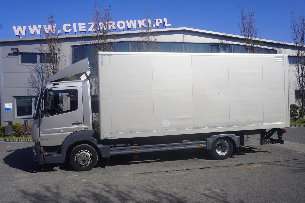 MERCEDES-BENZ Atego 818 / Box superstructure / DAUTEL tailgate 1.5T - Box truck: picture 2 MERCEDES-BENZ Atego 818 / Box superstructure / DAUTEL tailgate 1.5T - Box truck: picture 2