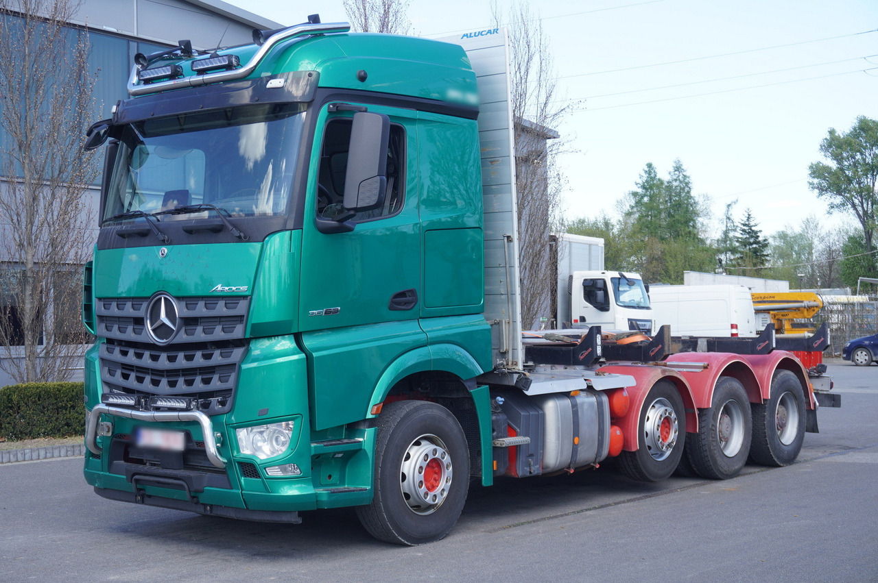 Mercedes-Benz Arocs 3563 8 × 4 / 630 HP / steered axle / Logging superstructure - Log truck: picture 3 Mercedes-Benz Arocs 3563 8 × 4 / 630 HP / steered axle / Logging superstructure - Log truck: picture 3