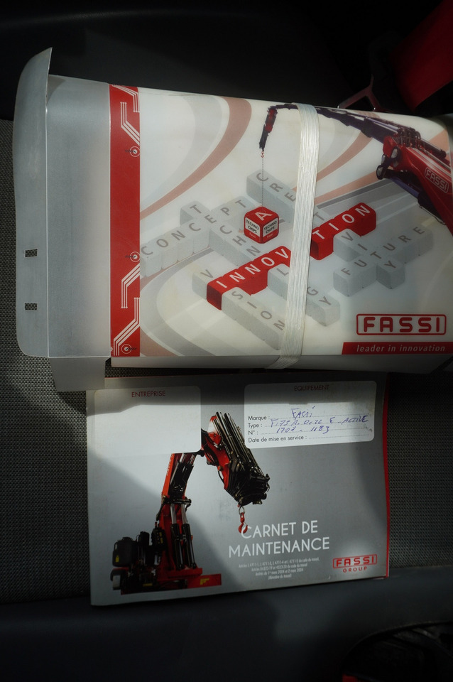 Tipper, Crane truck RENAULT K380 6×4 / FASSI F175 crane 7.85 t / 120 thousand km! / 2-sided tipper: picture 32 Tipper, Crane truck RENAULT K380 6×4 / FASSI F175 crane 7.85 t / 120 thousand km! / 2-sided tipper: picture 32