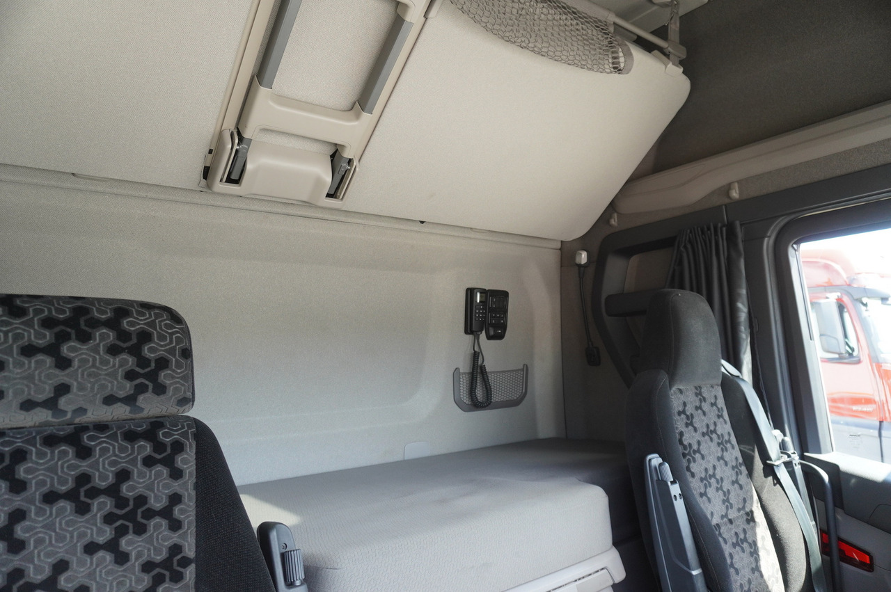 Refrigerator truck SCANIA R500 / Lecapitaine refrigerator 20 EPAL / Carrier Supra 950 / Steered 3rd axle: picture 24