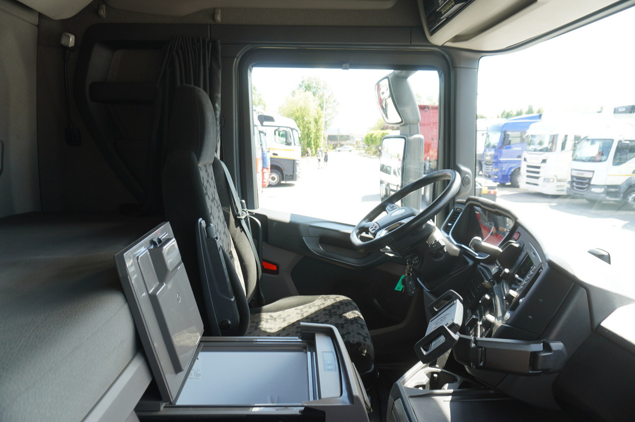 Refrigerator truck SCANIA R500 / Lecapitaine refrigerator 20 EPAL / Carrier Supra 950 / Steered 3rd axle: picture 27
