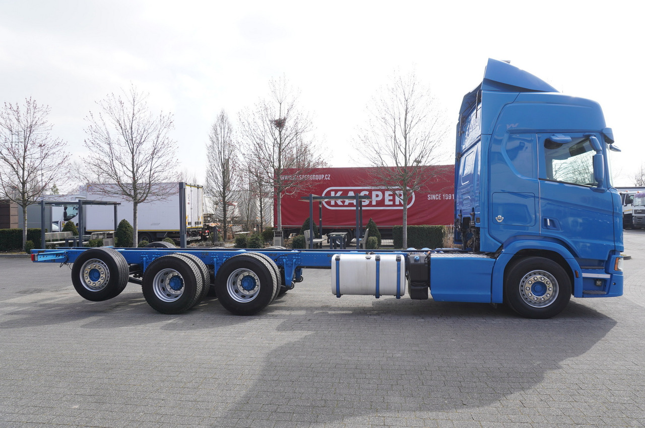 SCANIA R650 V8 / 650 HP/ frame 8.8 m / steered 4th axle - Cab chassis truck: picture 4 SCANIA R650 V8 / 650 HP/ frame 8.8 m / steered 4th axle - Cab chassis truck: picture 4