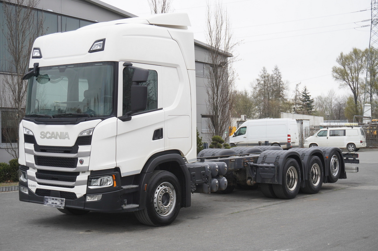 Scania G540 8x4 / Chassis 8.7 m / Steered axle / 2021 - Crane truck: picture 2 Scania G540 8x4 / Chassis 8.7 m / Steered axle / 2021 - Crane truck: picture 2