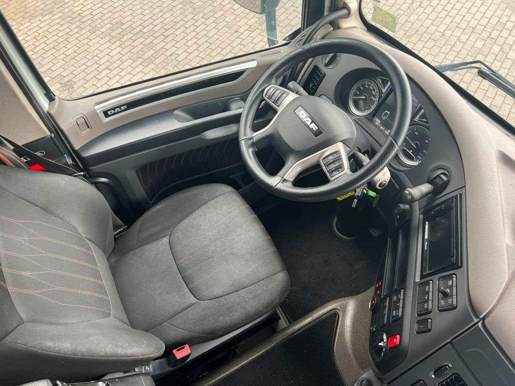 DAF XF 530 FTG 6x2 Retarder Liftlenkachse zZGG 64.5t - Tractor unit: picture 5 DAF XF 530 FTG 6x2 Retarder Liftlenkachse zZGG 64.5t - Tractor unit: picture 5