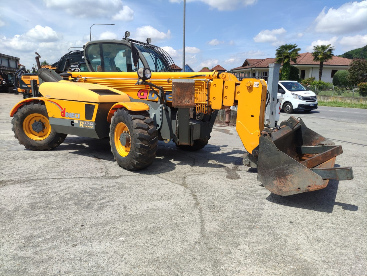 DIECI RUNNER 40.13 - Diesel forklift: picture 3 DIECI RUNNER 40.13 - Diesel forklift: picture 3