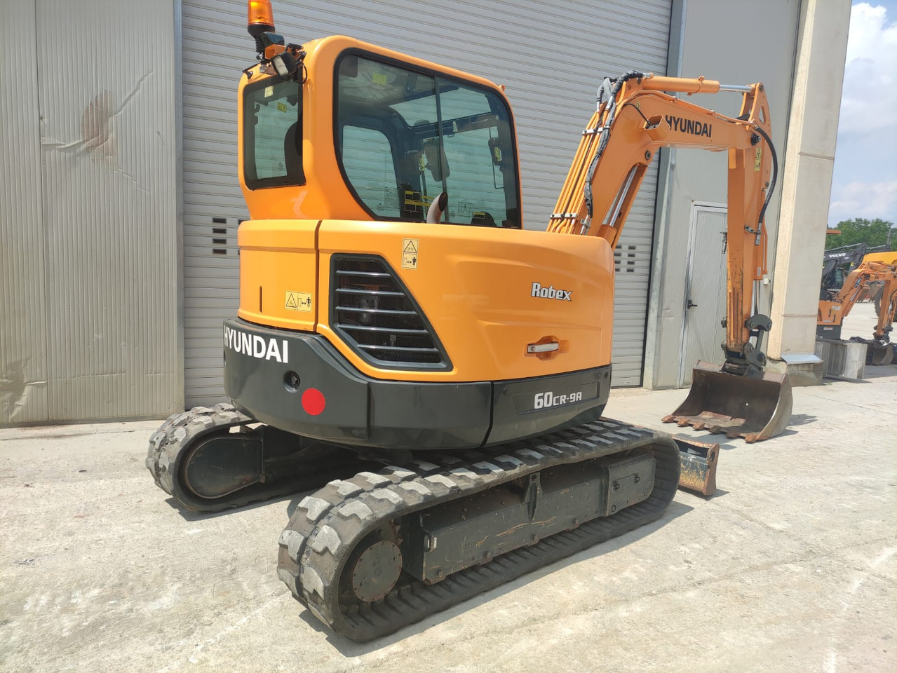 HYUNDAI R60CR-9A - Mini excavator: picture 4 HYUNDAI R60CR-9A - Mini excavator: picture 4