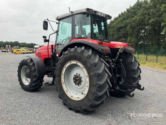 2002 Massey Ferguson 8240 4WD Tractor - Farm tractor: picture 3 2002 Massey Ferguson 8240 4WD Tractor - Farm tractor: picture 3