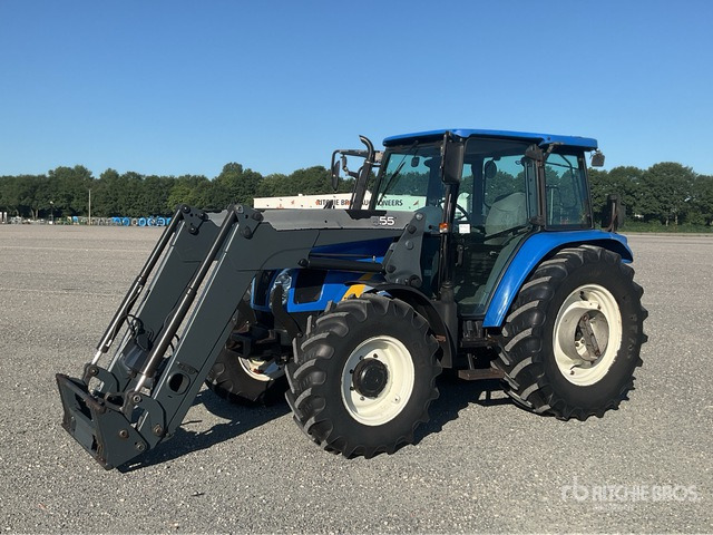 2005 New Holland TL100A 4WD Tractor - Farm tractor: picture 2 2005 New Holland TL100A 4WD Tractor - Farm tractor: picture 2