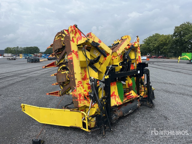 2009 Kemper M375 Forage Harvester Header - Forage harvester attachment: picture 4 2009 Kemper M375 Forage Harvester Header - Forage harvester attachment: picture 4
