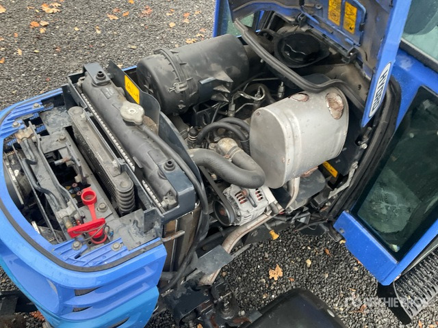 2015 Iseki TM3265HR 4WD Utility Tractor - Farm tractor: picture 5 2015 Iseki TM3265HR 4WD Utility Tractor - Farm tractor: picture 5