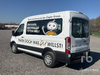 FORD TRANSIT COSTUM Trend 2.0L HPCR - 350M 4x2 8 - Panel van: picture 2 FORD TRANSIT COSTUM Trend 2.0L HPCR - 350M 4x2 8 - Panel van: picture 2