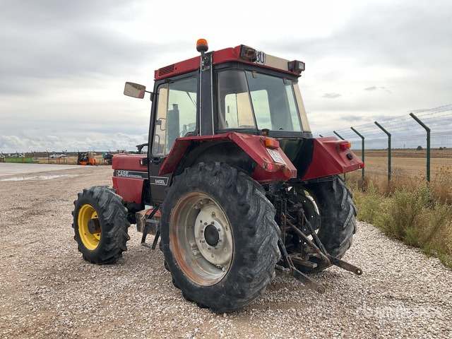 1992 Case International 845 Confort 4WD Tractor - Farm tractor: picture 3 1992 Case International 845 Confort 4WD Tractor - Farm tractor: picture 3