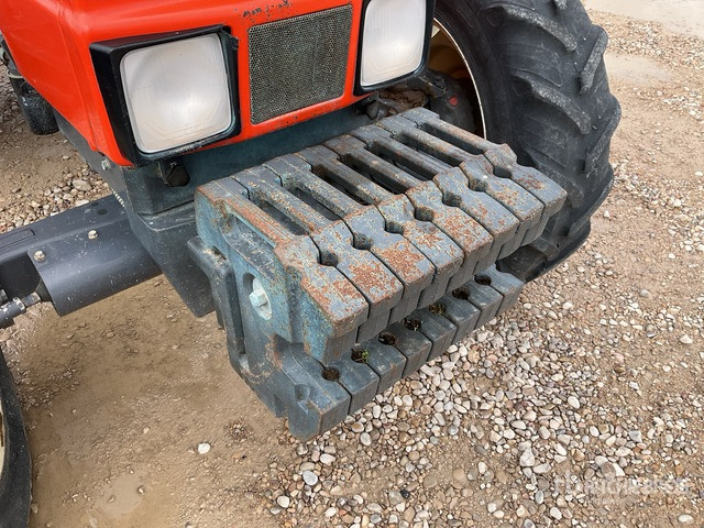 1993 Kubota M-6730DT 2WD Tractor - Farm tractor: picture 5 1993 Kubota M-6730DT 2WD Tractor - Farm tractor: picture 5