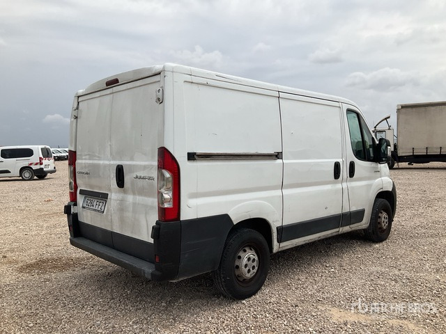 2006 Citroen Jumper 2.2D Cargo Van - Small van: picture 3 2006 Citroen Jumper 2.2D Cargo Van - Small van: picture 3