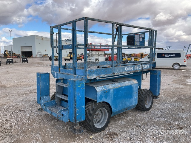 2006 Genie GS2668RT Telescopic Boom Lift - Scissor lift: picture 3 2006 Genie GS2668RT Telescopic Boom Lift - Scissor lift: picture 3