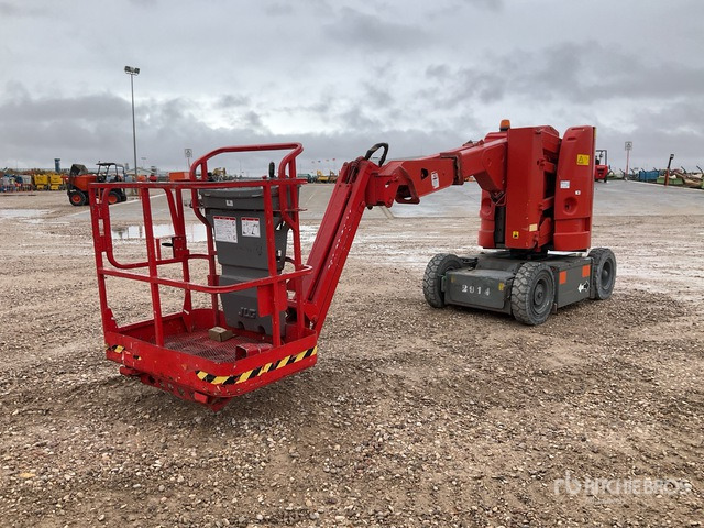 2006 JLG E300 AJP 2WD Electric Articulating Boom Lift - Articulated boom: picture 3 2006 JLG E300 AJP 2WD Electric Articulating Boom Lift - Articulated boom: picture 3