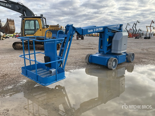 2007 Genie Z34/22N Electric Articulating Boom Lift - Articulated boom: picture 4 2007 Genie Z34/22N Electric Articulating Boom Lift - Articulated boom: picture 4