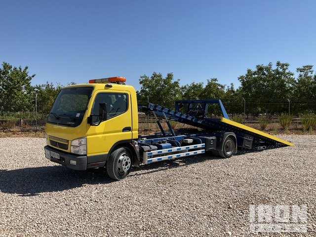 2007 Mitsubishi Canter 4x2 Rollback Truck - Tow truck: picture 2 2007 Mitsubishi Canter 4x2 Rollback Truck - Tow truck: picture 2