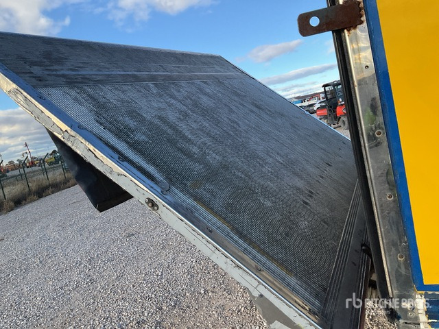 2018 Mitsubishi Fuso Canter 7C15 Hybrid 4x2 Van Truck - Box truck: picture 4 2018 Mitsubishi Fuso Canter 7C15 Hybrid 4x2 Van Truck - Box truck: picture 4