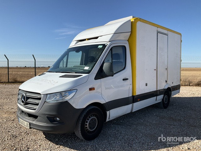 2020 Mercedes-Benz Sprinter 4x2 Refrigerated Truck - Refrigerator truck: picture 2 2020 Mercedes-Benz Sprinter 4x2 Refrigerated Truck - Refrigerator truck: picture 2