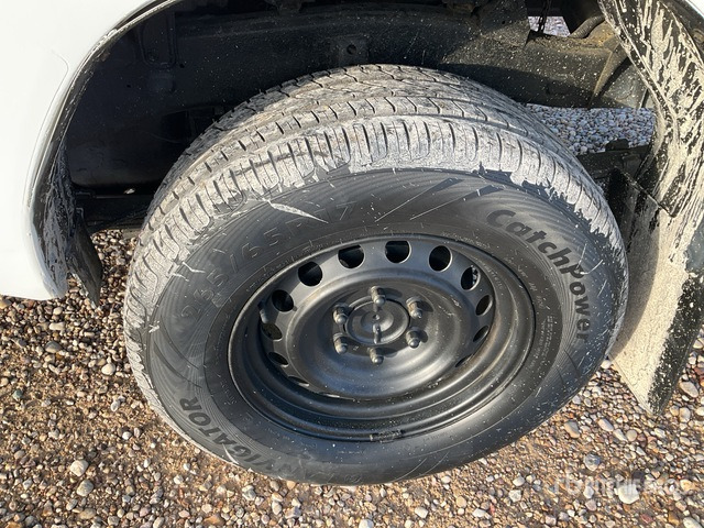 2020 Toyota Hilux 4x4 Crew Cab Pickup - Pickup truck: picture 5 2020 Toyota Hilux 4x4 Crew Cab Pickup - Pickup truck: picture 5