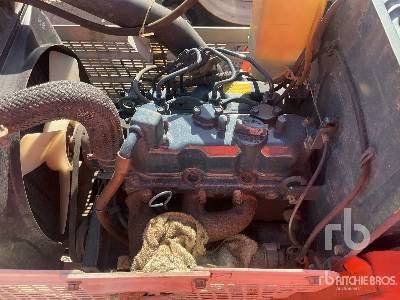 Farm tractor KUBOTA 4WD Quantity of (2): picture 21