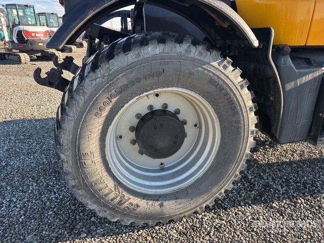 2006 JCB FASTRAC 3220 4WD Tractor - Farm tractor: picture 4 2006 JCB FASTRAC 3220 4WD Tractor - Farm tractor: picture 4