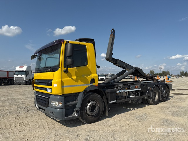2007 DAF CF85 6x2 Roll-Off Truck - Hook lift truck: picture 2 2007 DAF CF85 6x2 Roll-Off Truck - Hook lift truck: picture 2