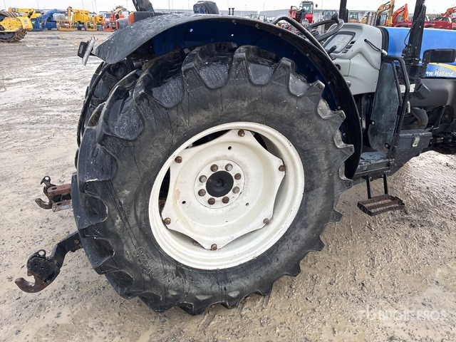 2009 New Holland T4050F 4WD Tractor - Farm tractor: picture 4 2009 New Holland T4050F 4WD Tractor - Farm tractor: picture 4