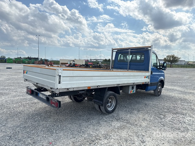 2015 Iveco Daily 35C11 Flatbed Truck - Dropside/ Flatbed truck: picture 4 2015 Iveco Daily 35C11 Flatbed Truck - Dropside/ Flatbed truck: picture 4
