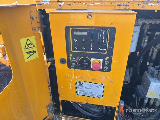 2016 Genie GS-3369RT Diesel Scissor Lift - Scissor lift: picture 5 2016 Genie GS-3369RT Diesel Scissor Lift - Scissor lift: picture 5