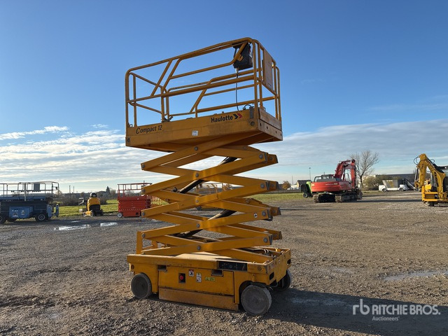 2016 Haulotte Compact12 Electric Scissor Lift - Scissor lift: picture 1 2016 Haulotte Compact12 Electric Scissor Lift - Scissor lift: picture 1