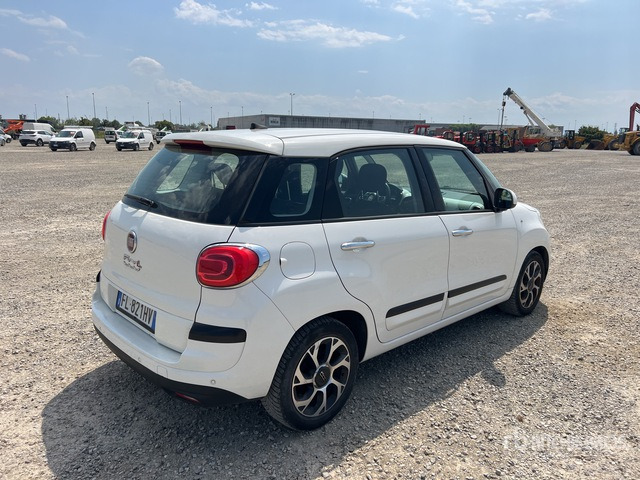 2017 Fiat 500L Automobile - Car: picture 3 2017 Fiat 500L Automobile - Car: picture 3