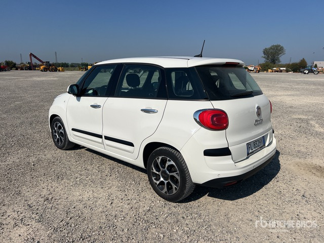 2017 Fiat 500L Automobile - Car: picture 3 2017 Fiat 500L Automobile - Car: picture 3