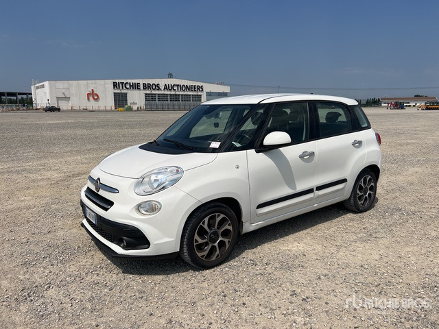 2017 Fiat 500L Automobile - Car: picture 2 2017 Fiat 500L Automobile - Car: picture 2