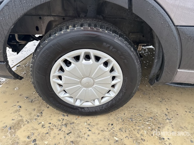 2015 Ford Transit 310T125 6-Seat Mini Bus - Bus: picture 5 2015 Ford Transit 310T125 6-Seat Mini Bus - Bus: picture 5