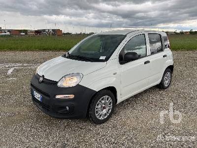 FIAT PANDA Hybrid - Box truck: picture 1 FIAT PANDA Hybrid - Box truck: picture 1