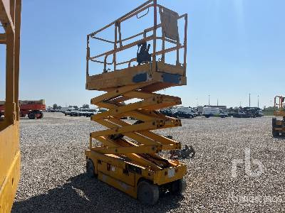 HAULOTTE COMPACT 10 Electric Electric - Scissor lift: picture 1 HAULOTTE COMPACT 10 Electric Electric - Scissor lift: picture 1