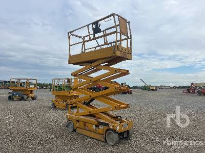 HAULOTTE COMPACT 10N Electric - Scissor lift: picture 1 HAULOTTE COMPACT 10N Electric - Scissor lift: picture 1
